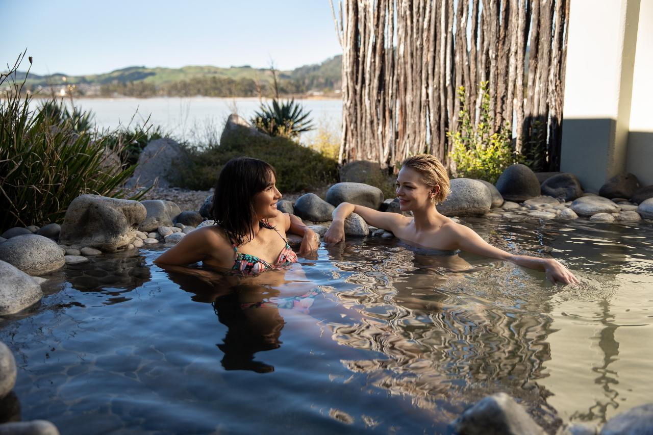 Polynesian Spa Geothermal Hotsprings: Lake View Private Pool Experience - Photo 1 of 1